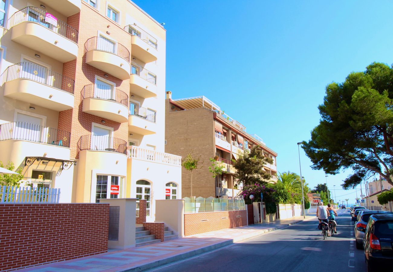 Studio in El Campello - APARTAMENTO SOL Y LUZ 2 Studio in El Campello - APARTAMENTO SOL Y LUZ 2