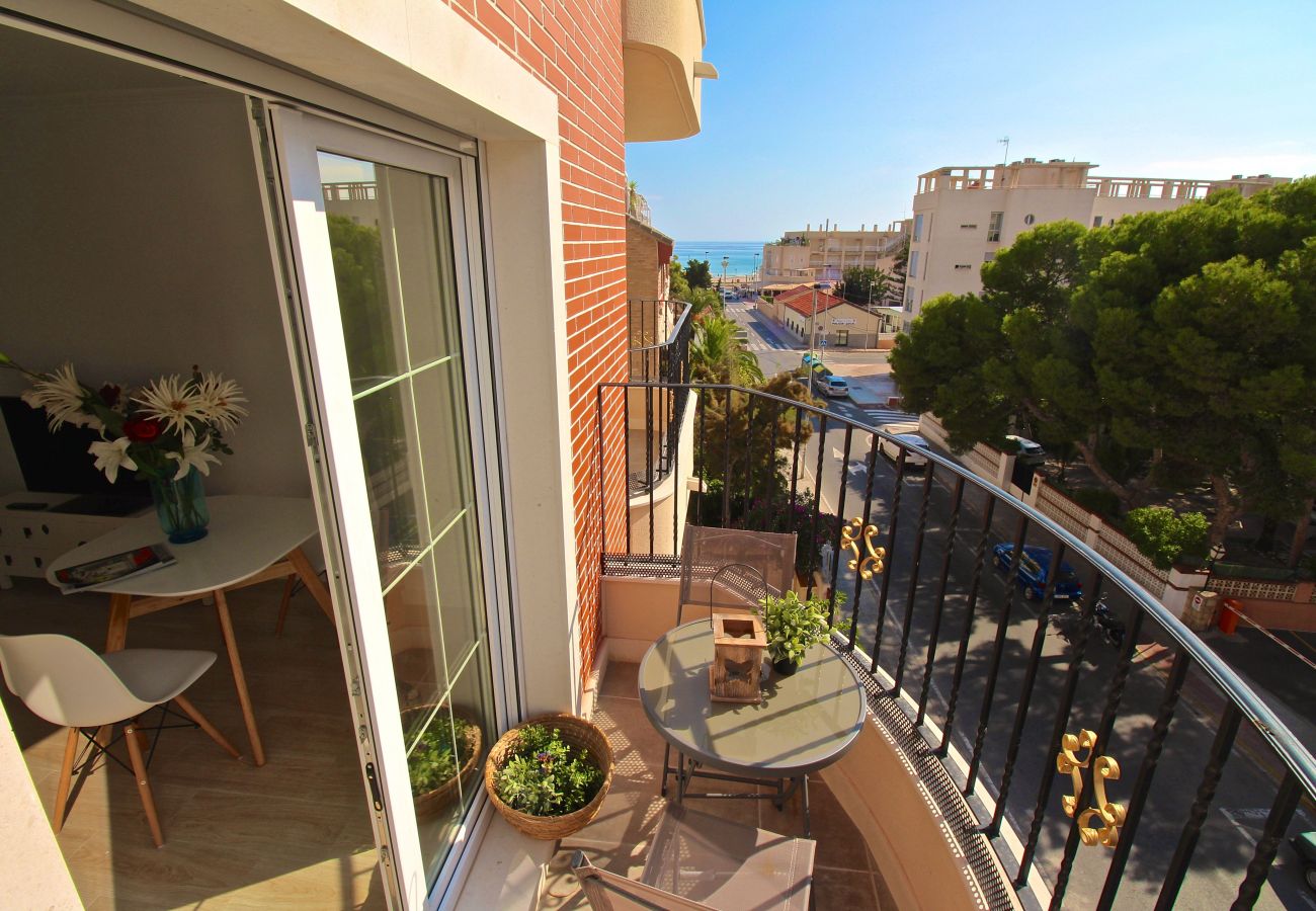 Studio in El Campello - APARTAMENTO SOL Y LUZ 2 Studio in El Campello - APARTAMENTO SOL Y LUZ 2