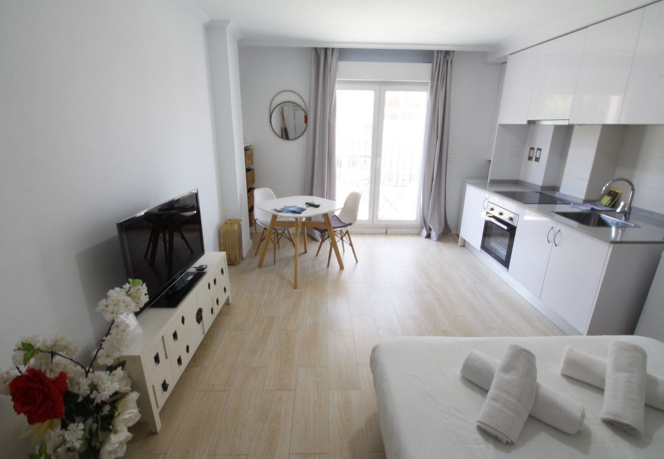 Studio in El Campello - APARTAMENTO SOL Y LUZ 2 Studio in El Campello - APARTAMENTO SOL Y LUZ 2