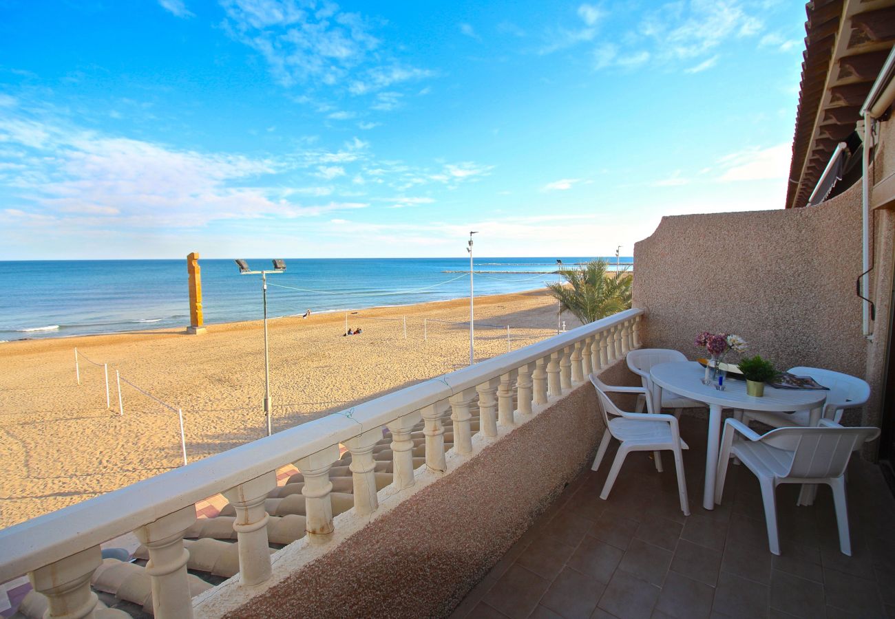 Apartment in El Campello - APARTAMENTO MISTRAL BEACH