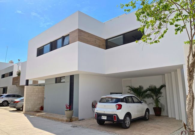 House in Playa del Carmen - CASA OCEAN BLUE House in Playa del Carmen - CASA OCEAN BLUE
