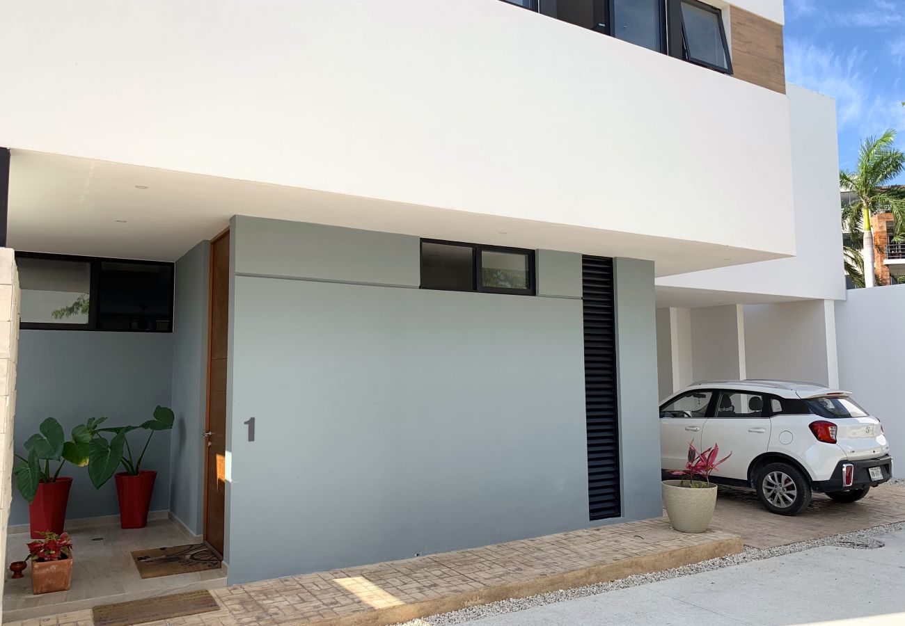 House in Playa del Carmen - CASA OCEAN BLUE House in Playa del Carmen - CASA OCEAN BLUE