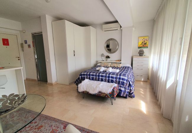 Studio in Alicante / Alacant - LOFT POSTIGUET BEACH Studio in Alicante / Alacant - LOFT POSTIGUET BEACH